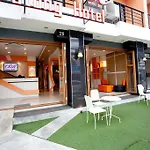 Chill Patong Hotel