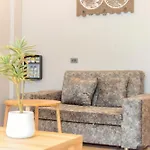 Oneloft Hotel