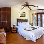 Baiyok Villa Seaview And Edge Pool