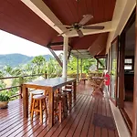 Baiyok Villa Seaview And Edge Pool
