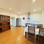 Mid-Levels Holiday Villa