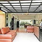 Royal Lee Resort And Spa
