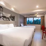 Recenta Style Phuket Town