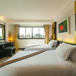 Crystal Inn