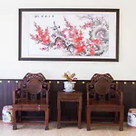 Le Hua Hotel
