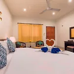 Batic House By Sharaya Hotel