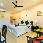 Batic House By Sharaya Hotel