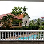 Full Moon Beach Resort