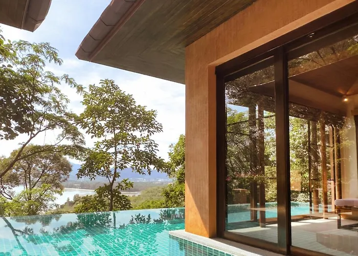 Korsiri Pool Villas