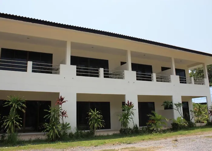 Chalong Sea View Resort
