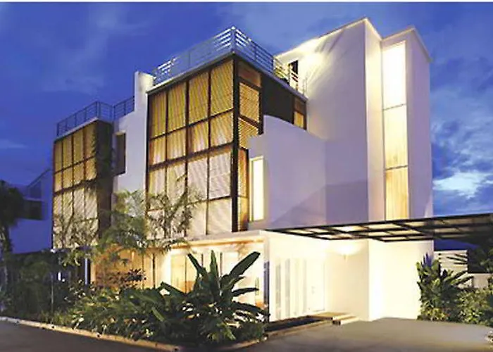 The Lantern Resort And Residence