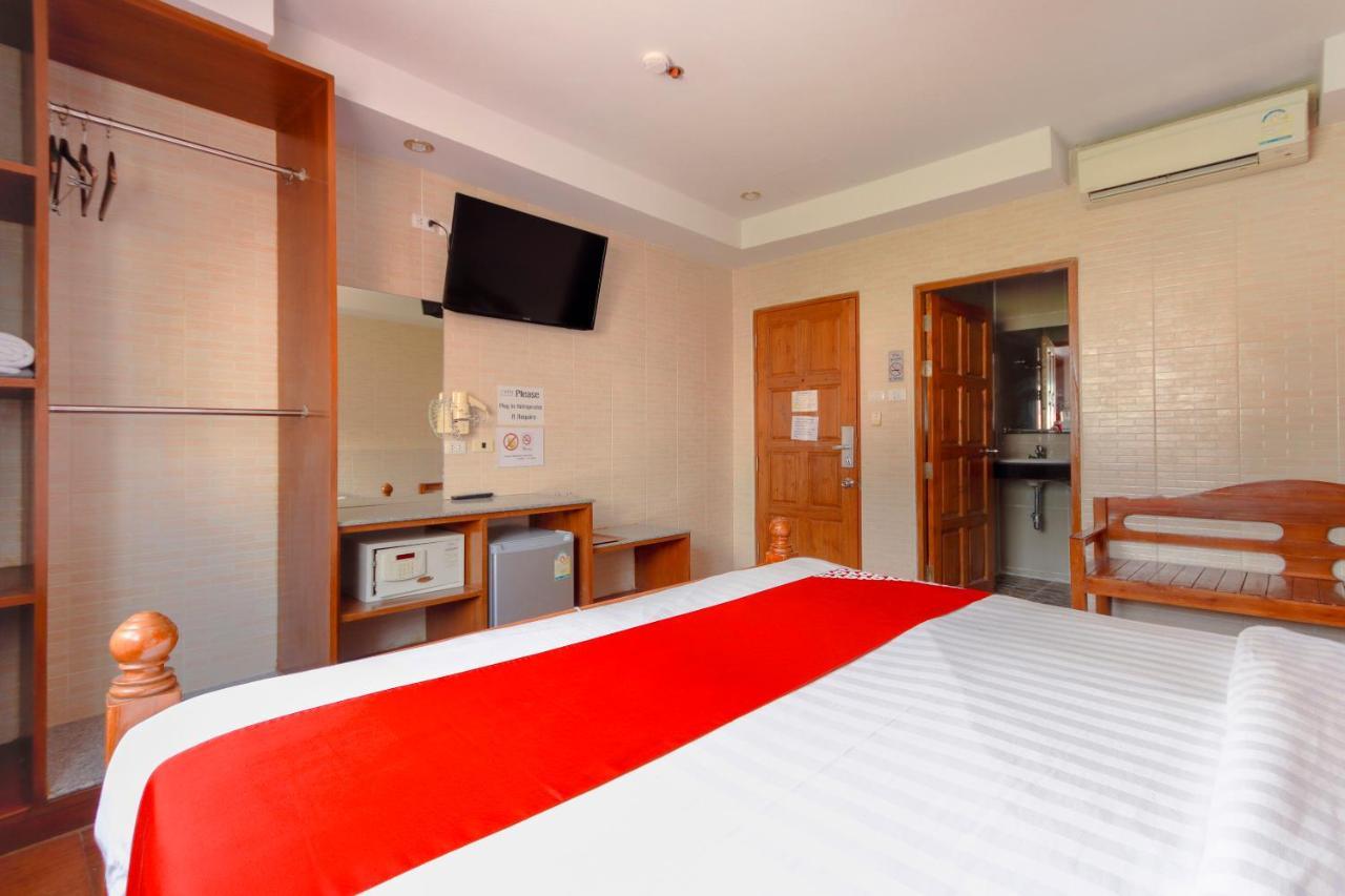 Hotel Oyo 861 Dynasty 2*