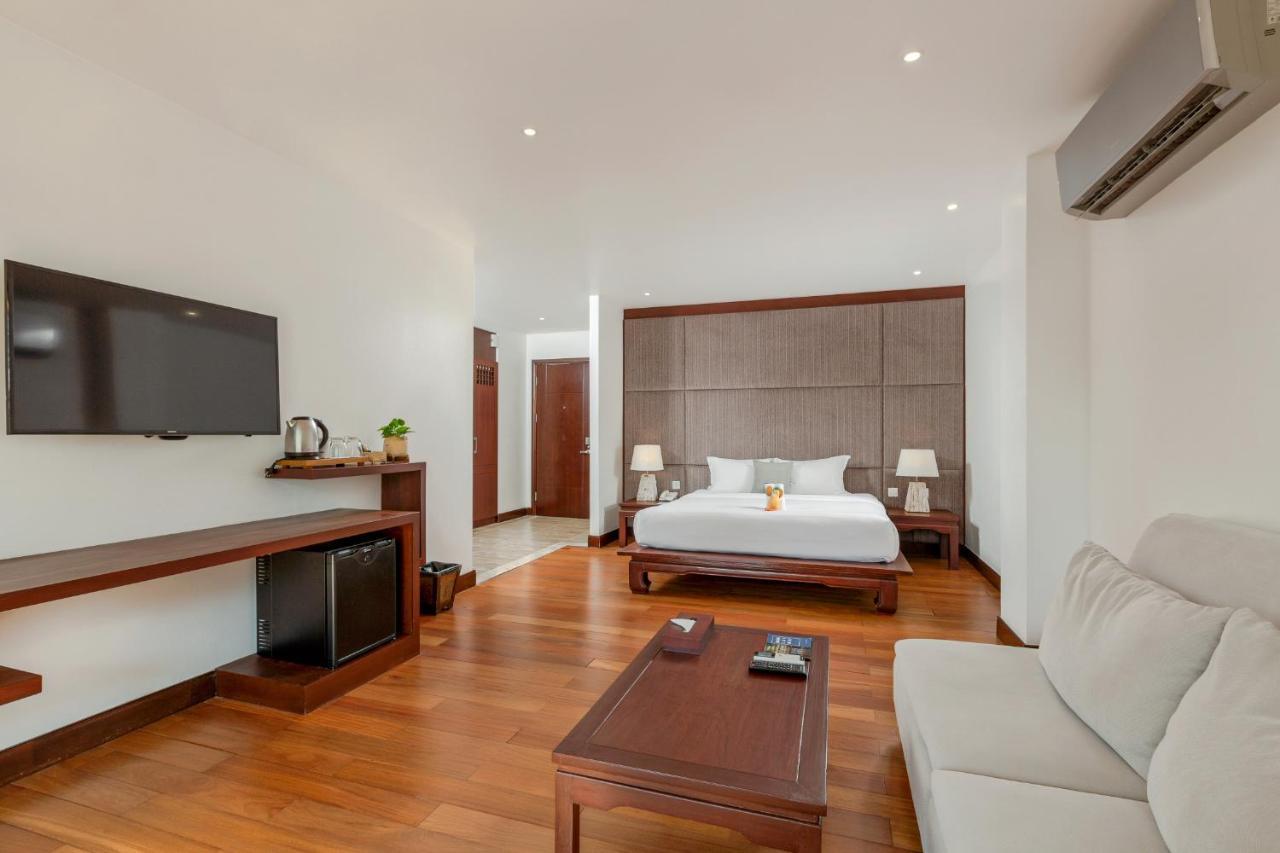 Hotel Baan Laimai & - Sha Extra 4*