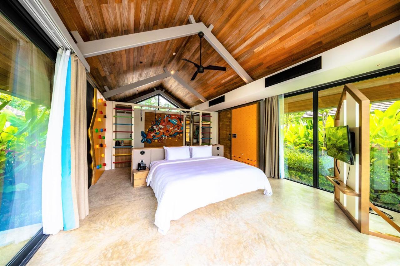 Island Escape Burasari Phuket