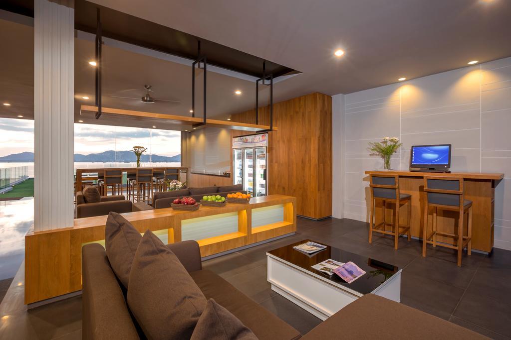 X10 Seaview At Resort 4*
