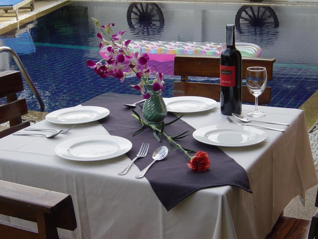 Karon Pool Hotel 3*