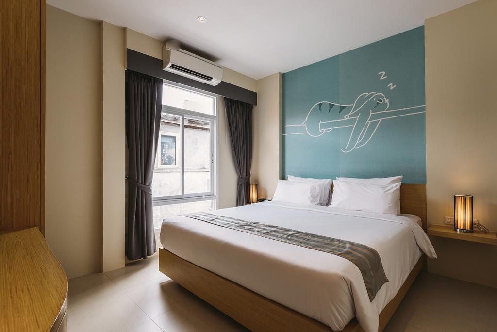 Tiras Hotel Patong
