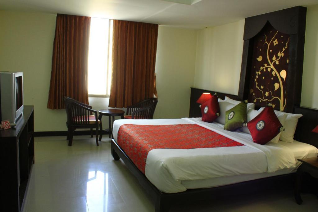Inn At Phuket 2*