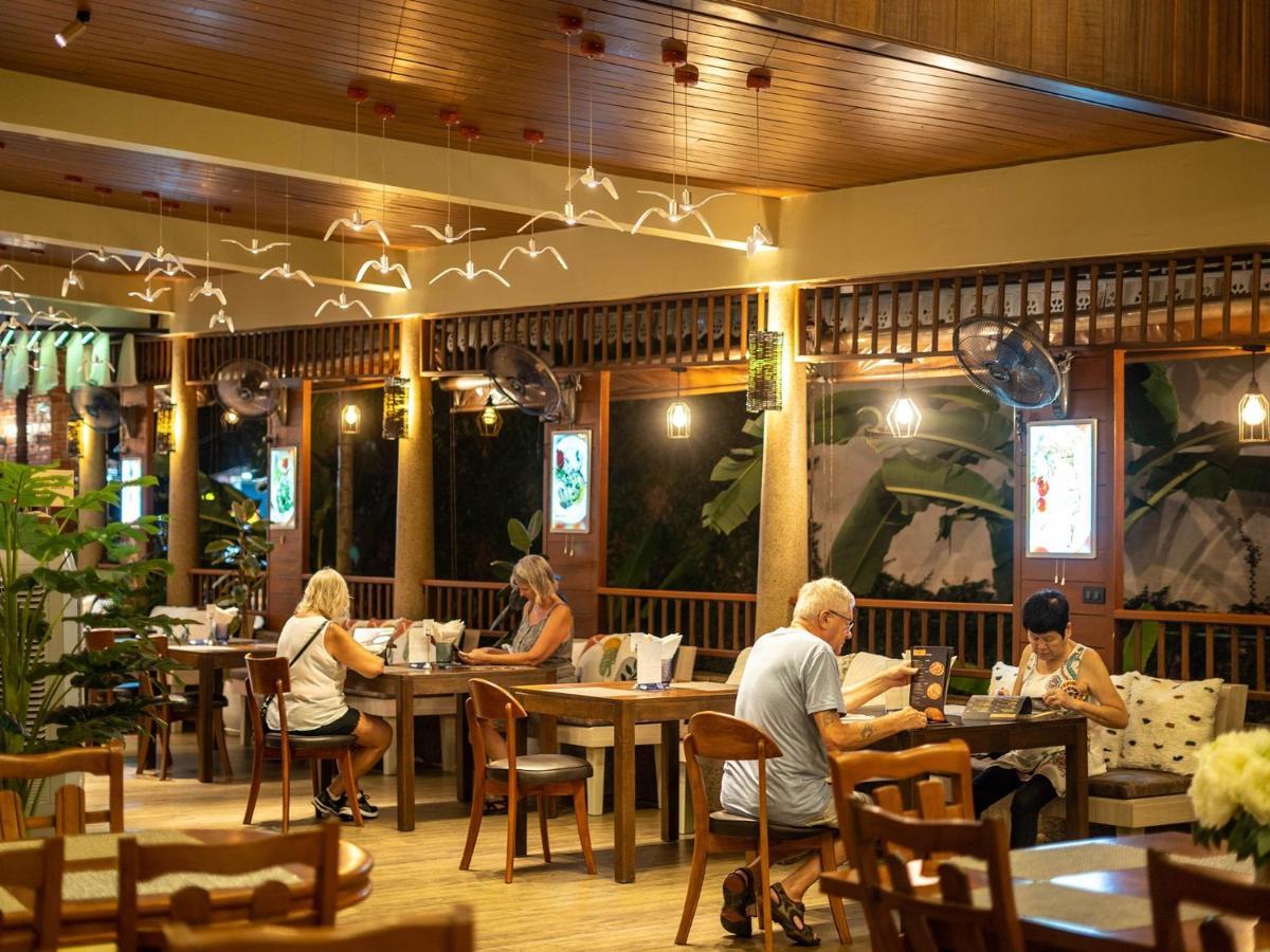 Hotel Baan Sailom Phuket - Sha Extra 3*