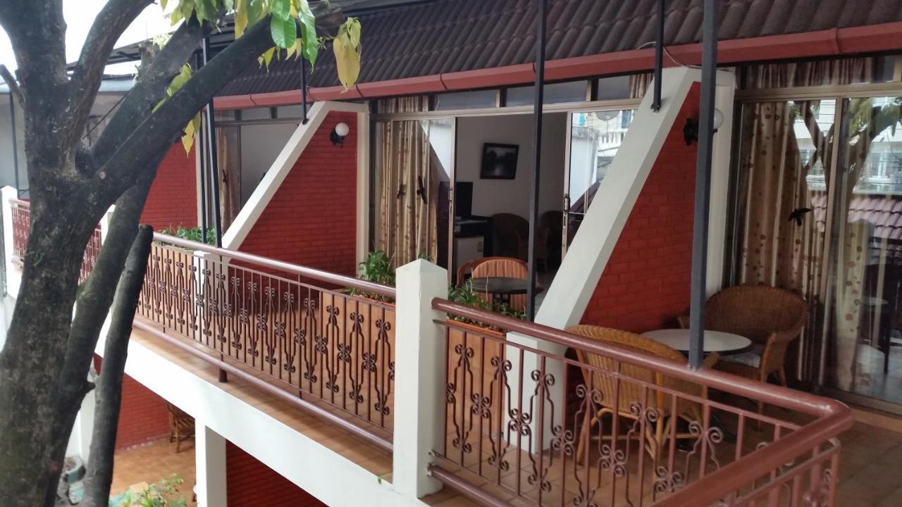 Guest house Swiss Garden