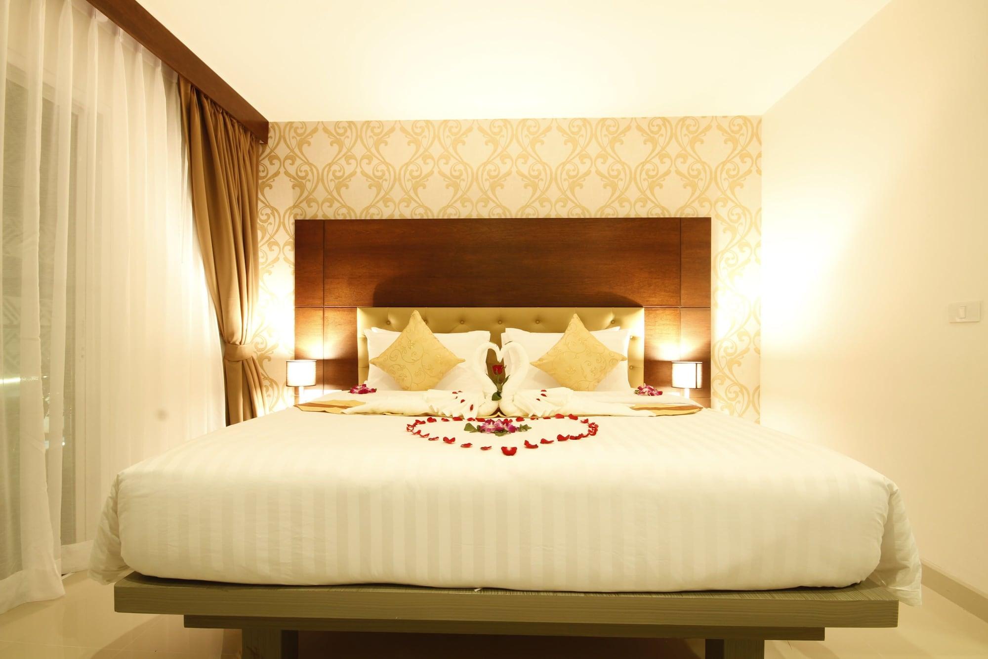 Hemingways Silk Hotel 3*