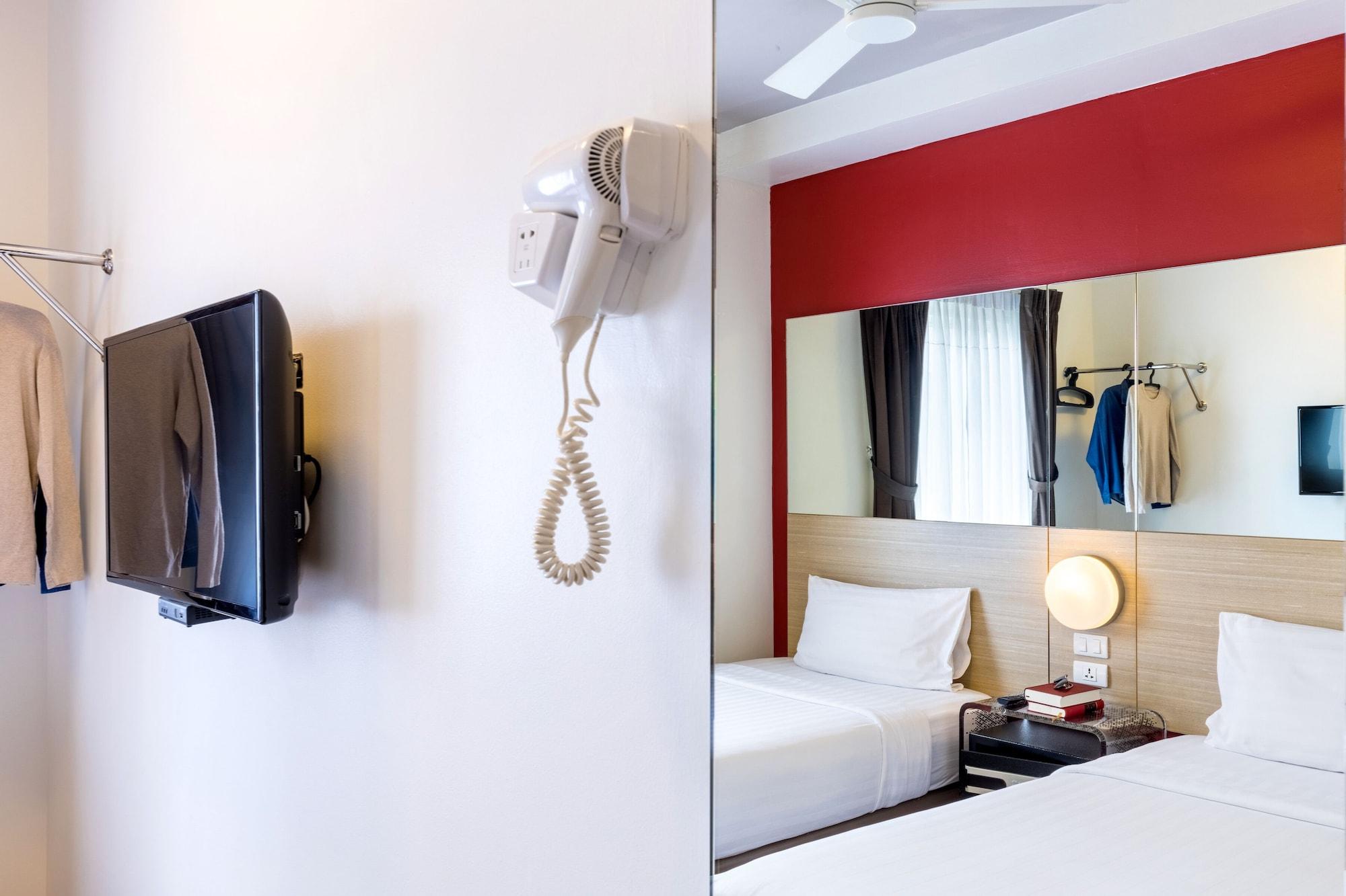 Red Planet Phuket - Sha Extra Hotel Patong