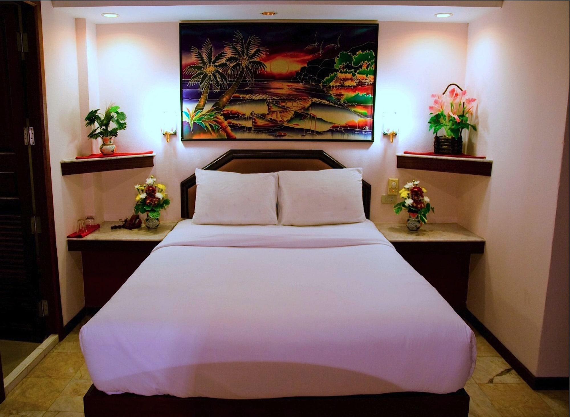 Inn Paradise 2*