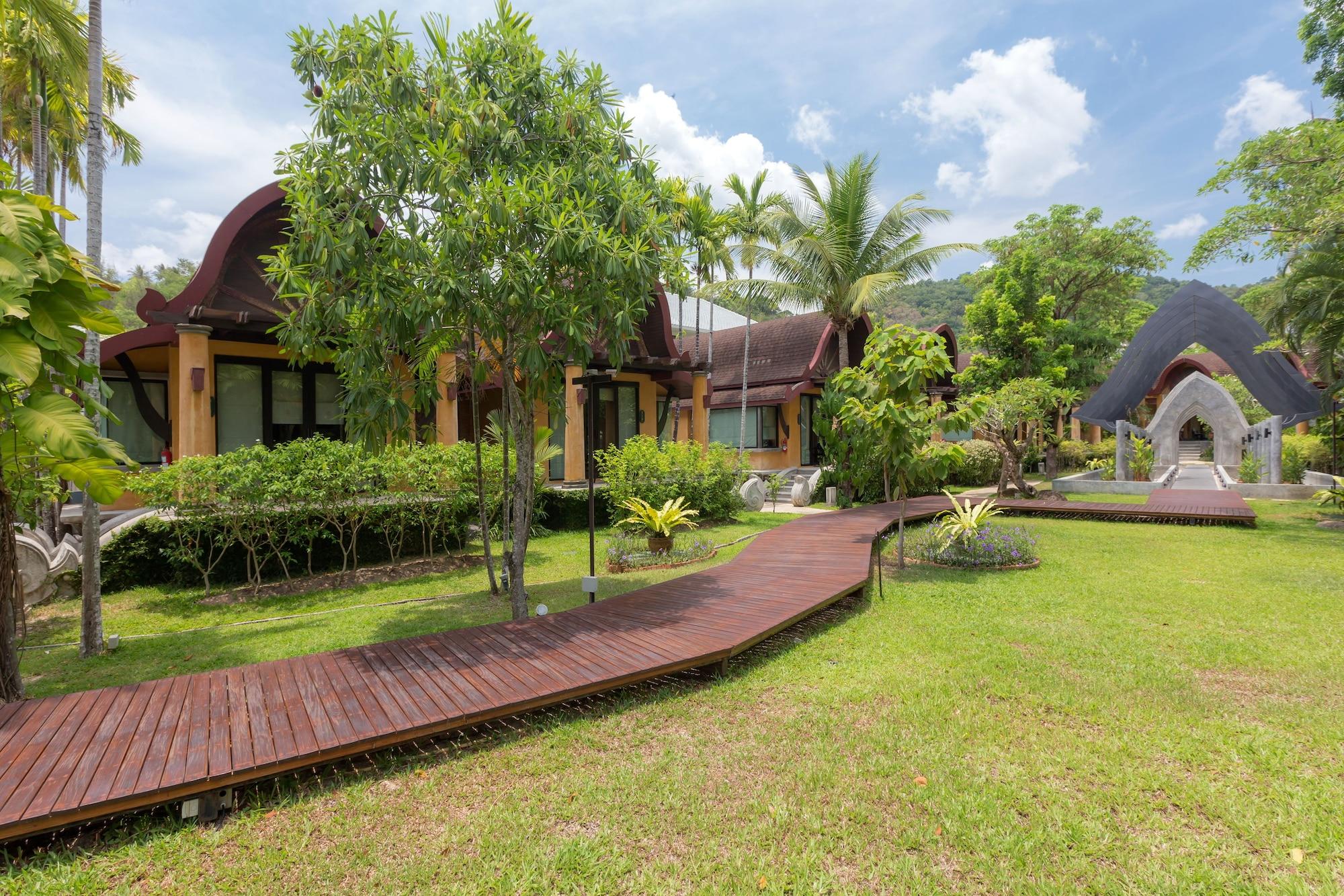 Resort The Village - Sha (adults Only) 4*
