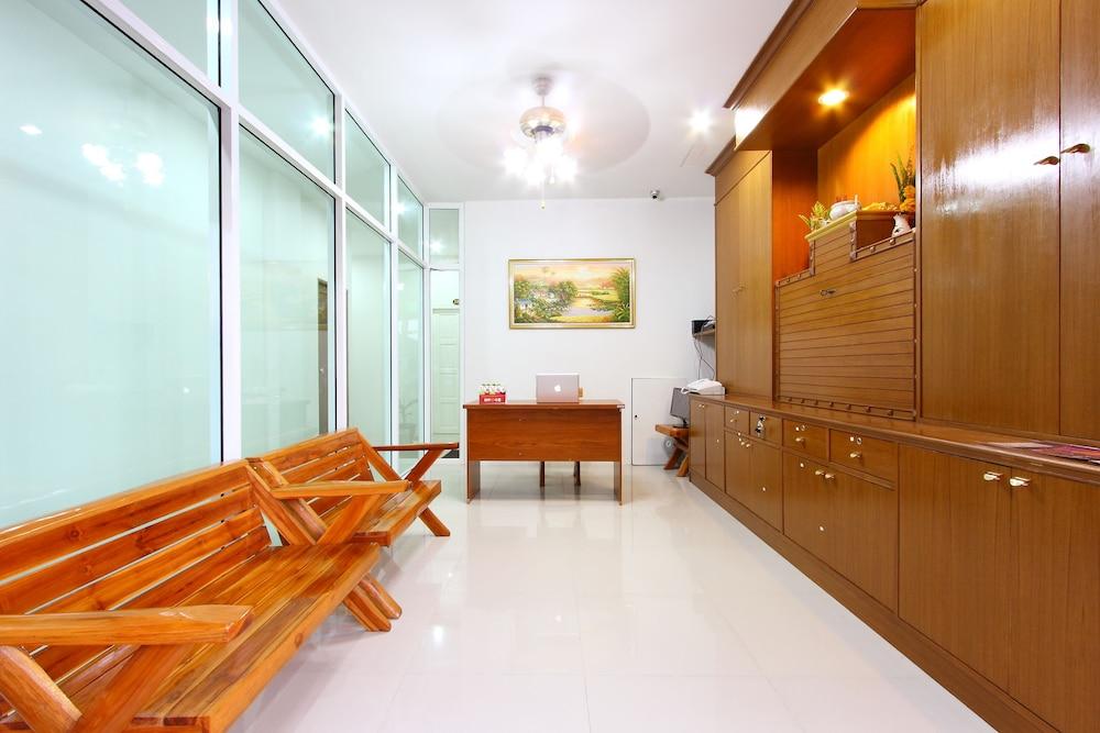 Phusita House 2 Hotel