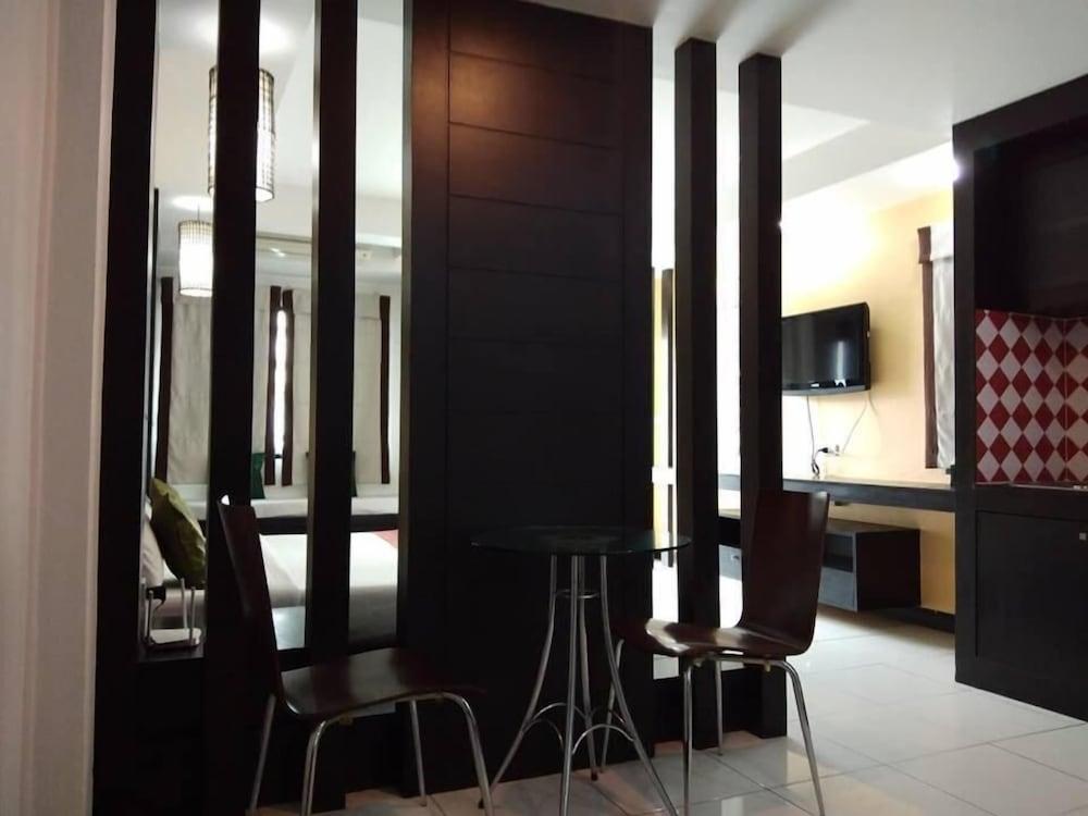 Amber - Sha Guest house 3*