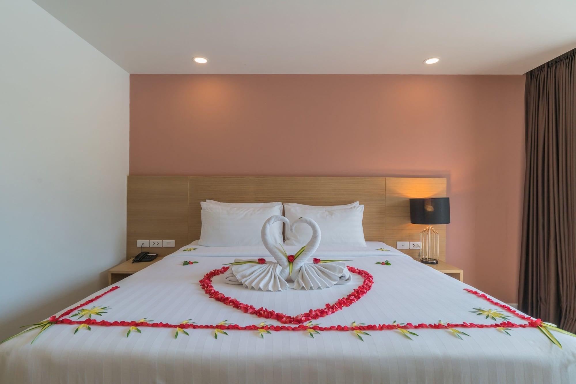New Square - Sha Hotel Patong