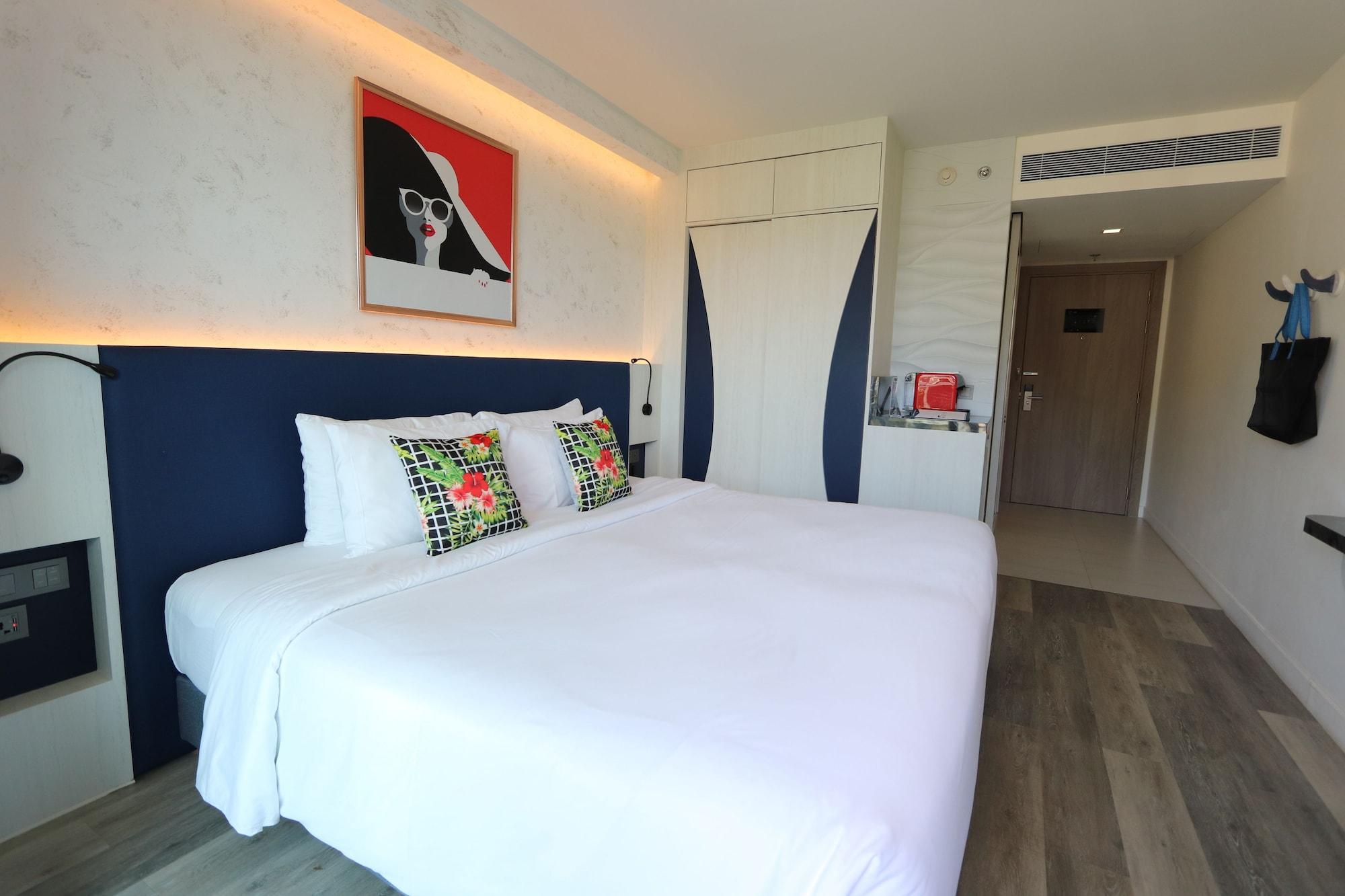 Clover Phuket - Sha Hotel