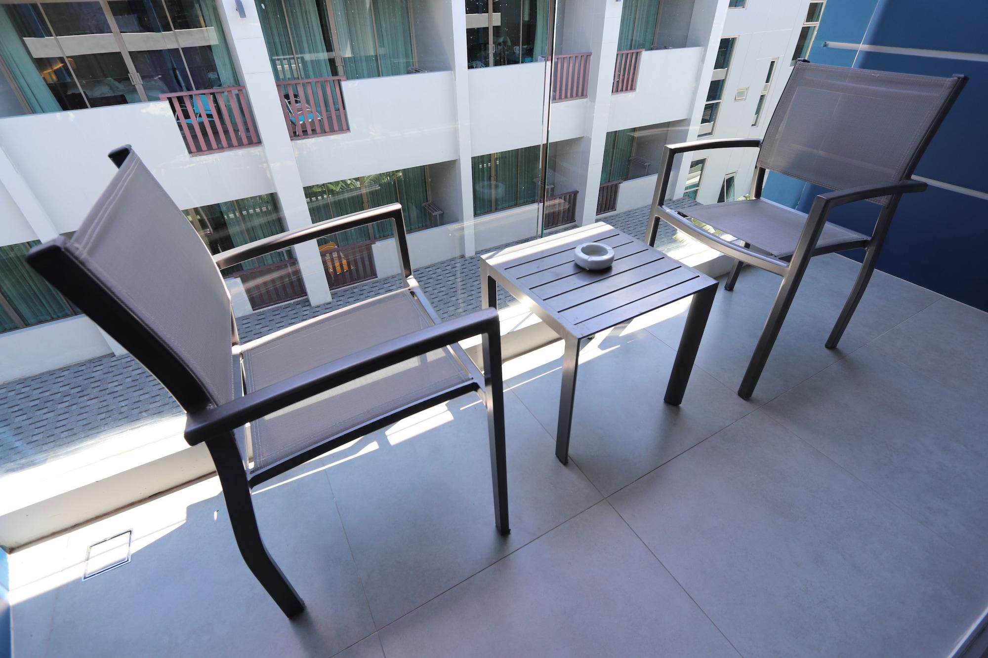 Clover Phuket - Sha Hotel