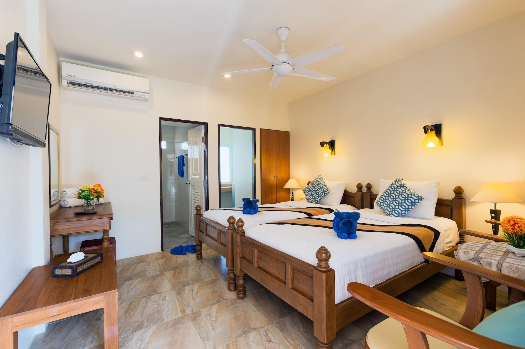 Batic House By Sharaya Hotel 3*