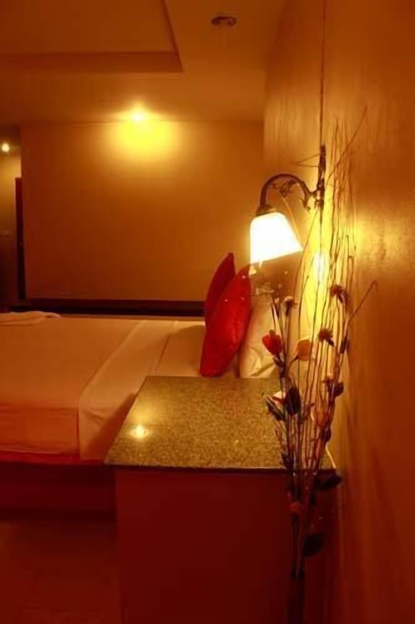 Sp House Phuket Hotel