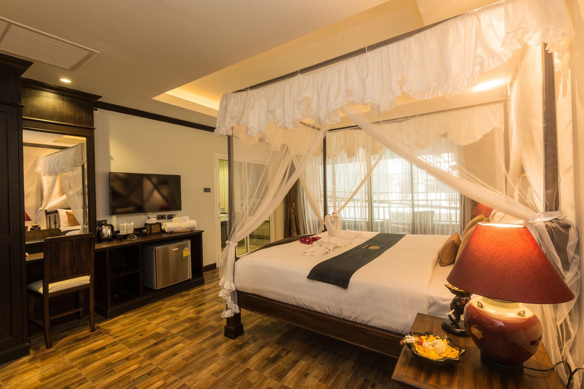 Tanawan Phuket