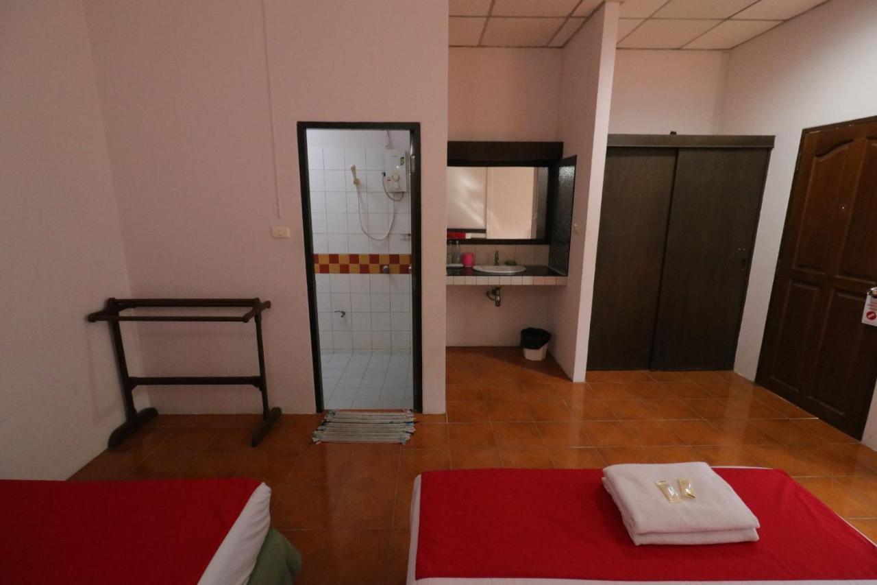 Hotel Baan Nat The Village 2*