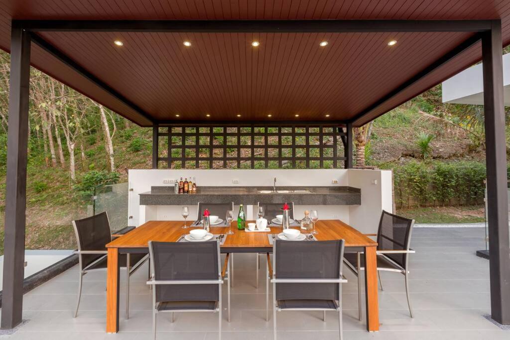 Phukao Serenity Villa
