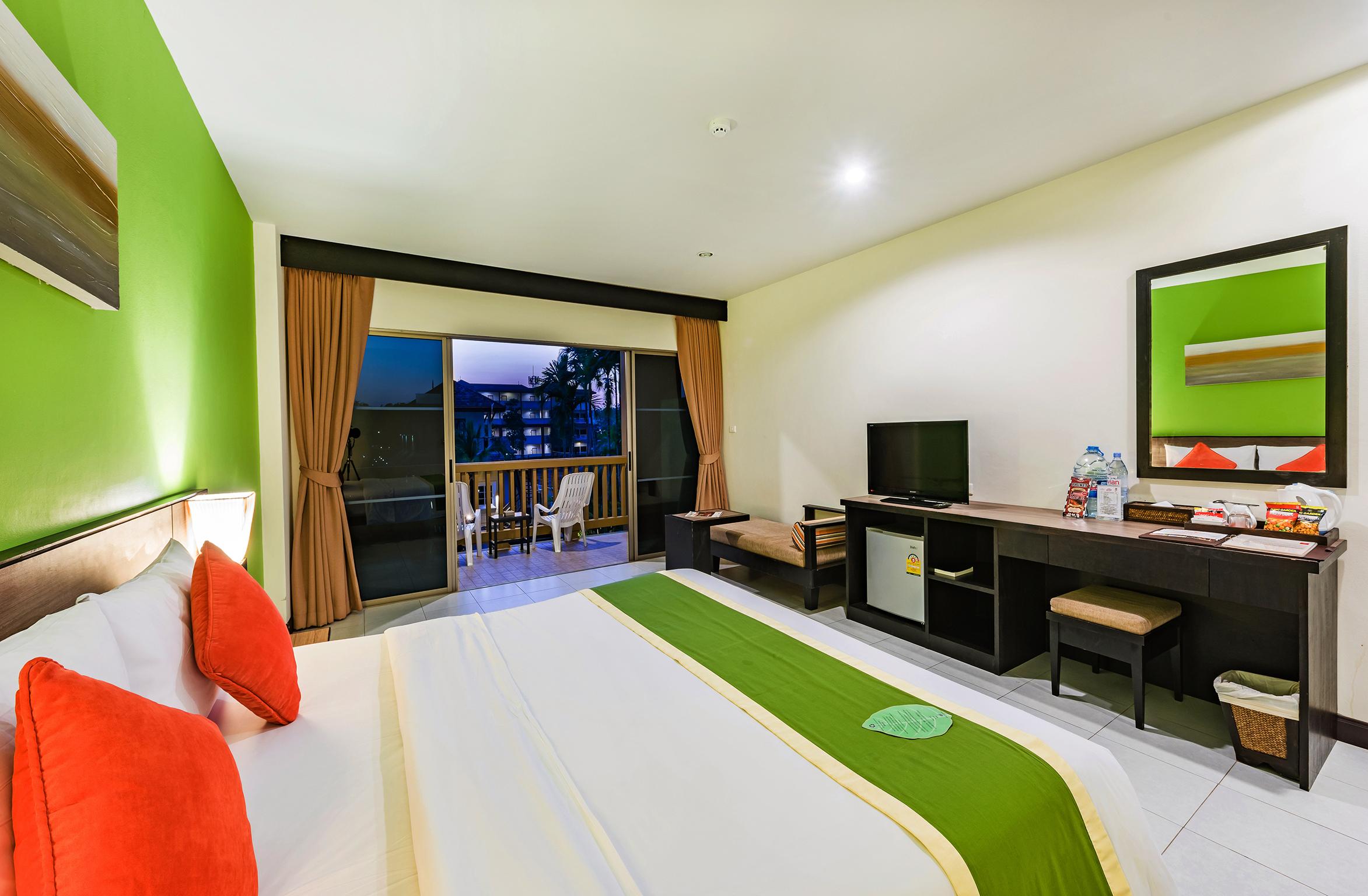 Sea Breeze - Sha Resort