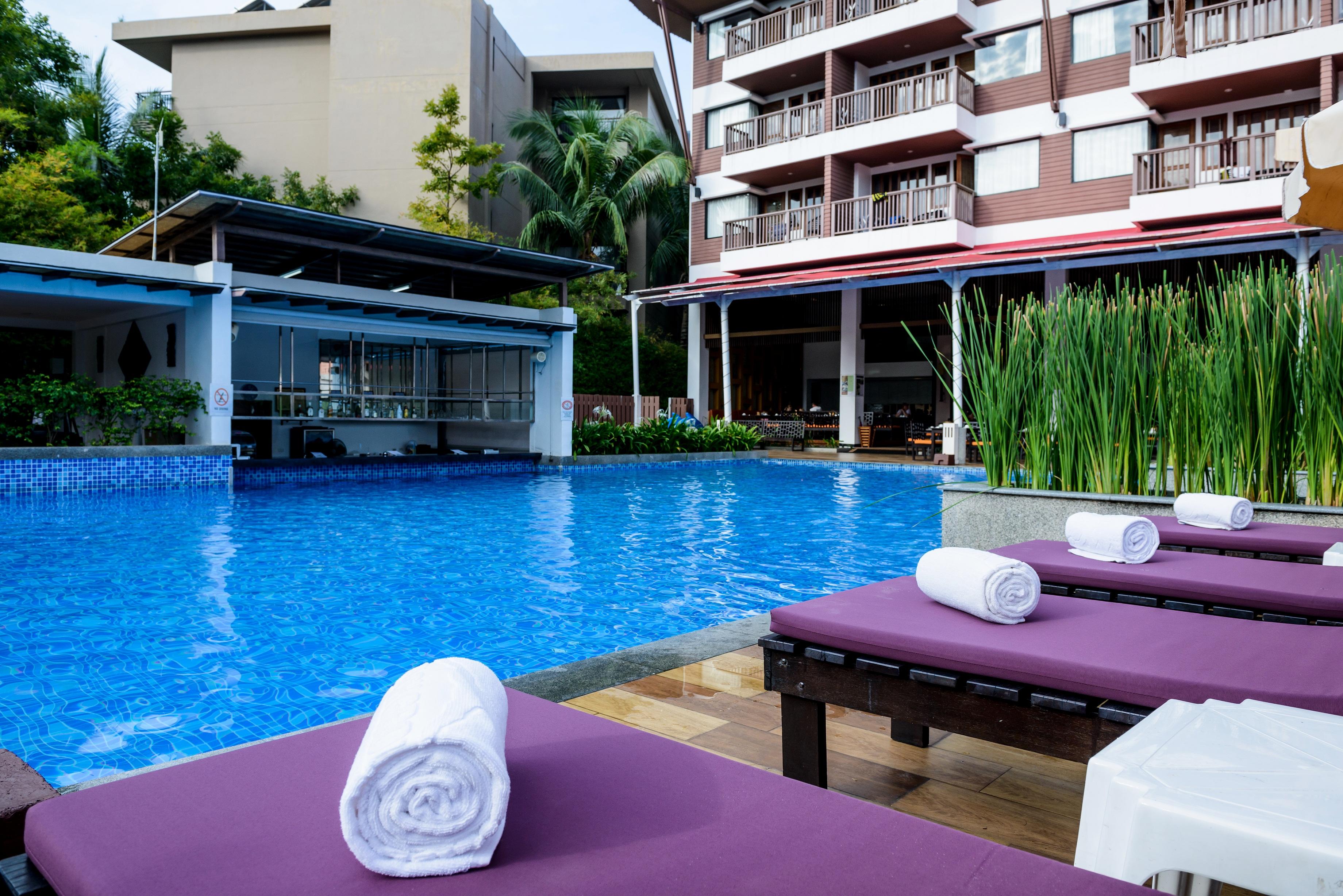 Hotel Peach Blossom & Pool - Sha