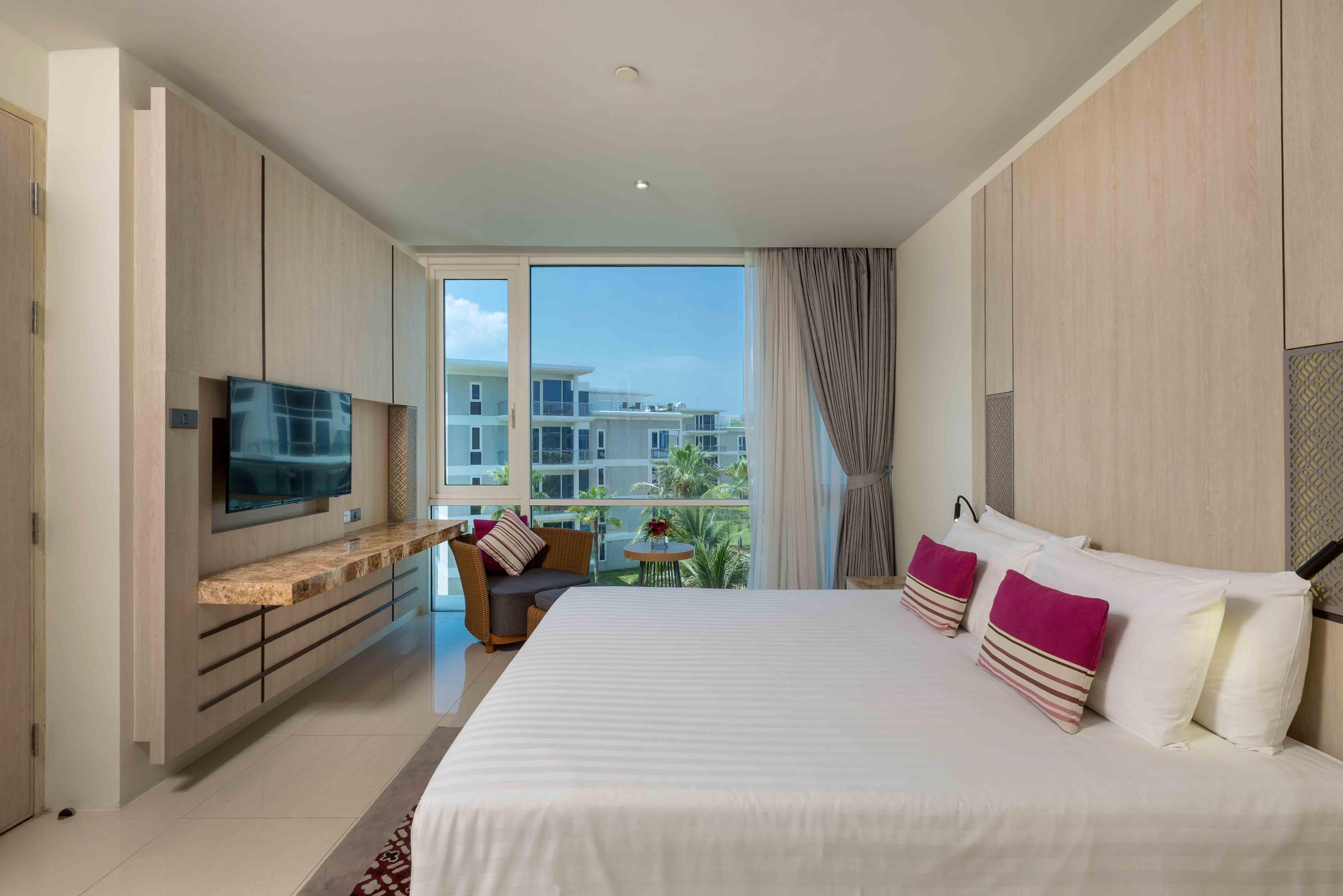 Splash Resort, Maikhao Phuket - Sha Extra Resort