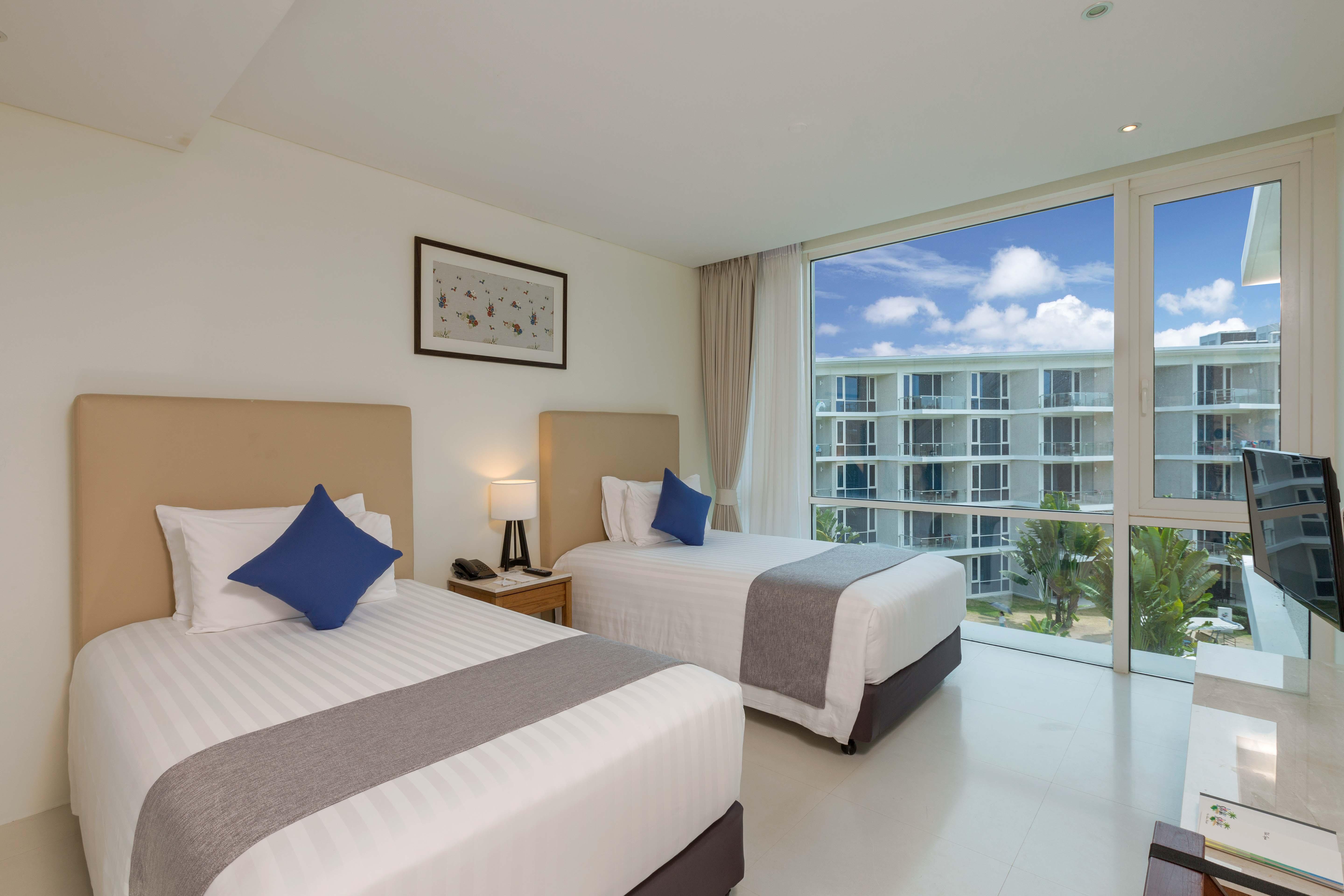 Splash Resort, Maikhao Phuket - Sha Extra Resort