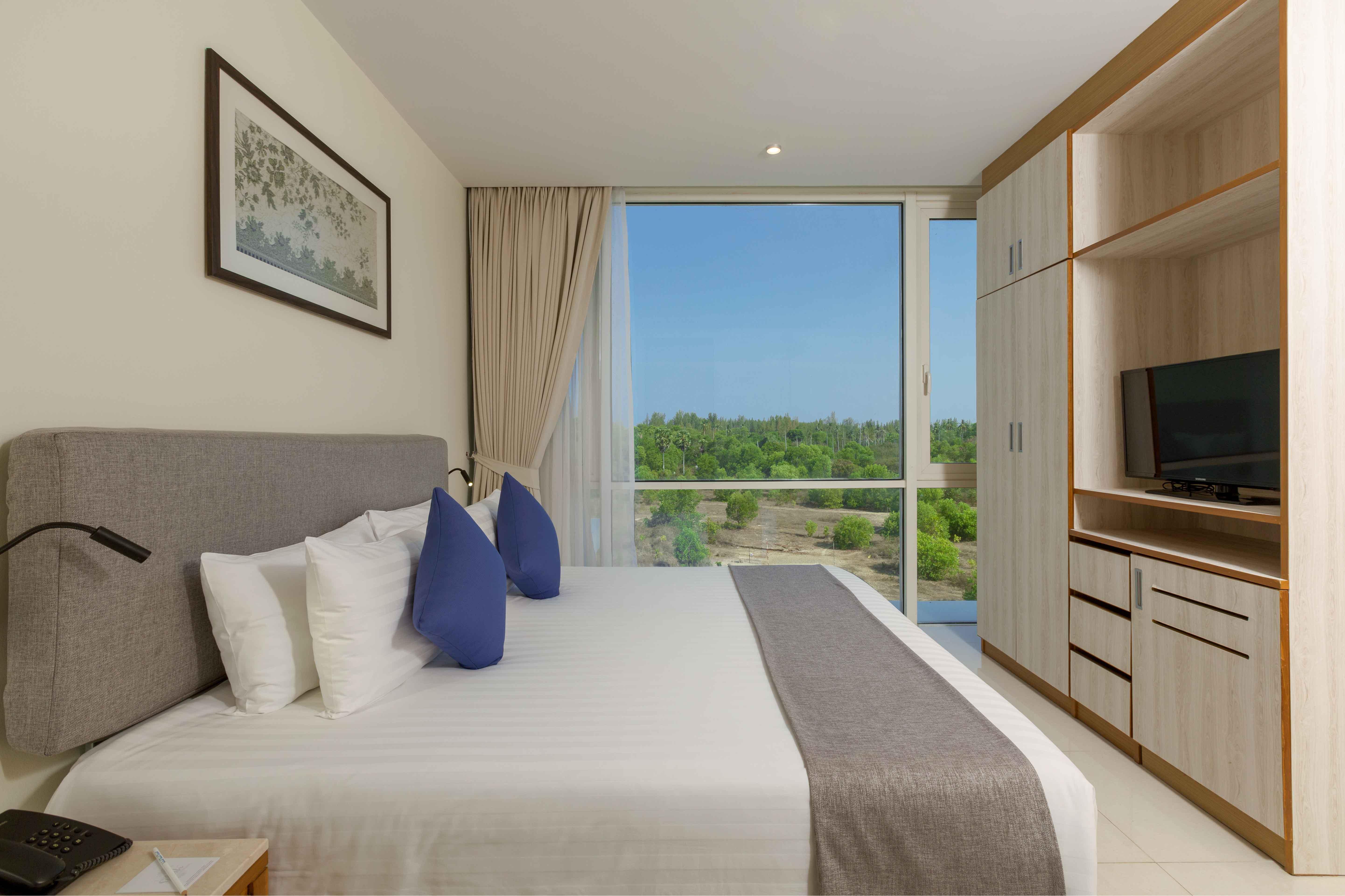 Splash Resort, Maikhao Phuket - Sha Extra Resort