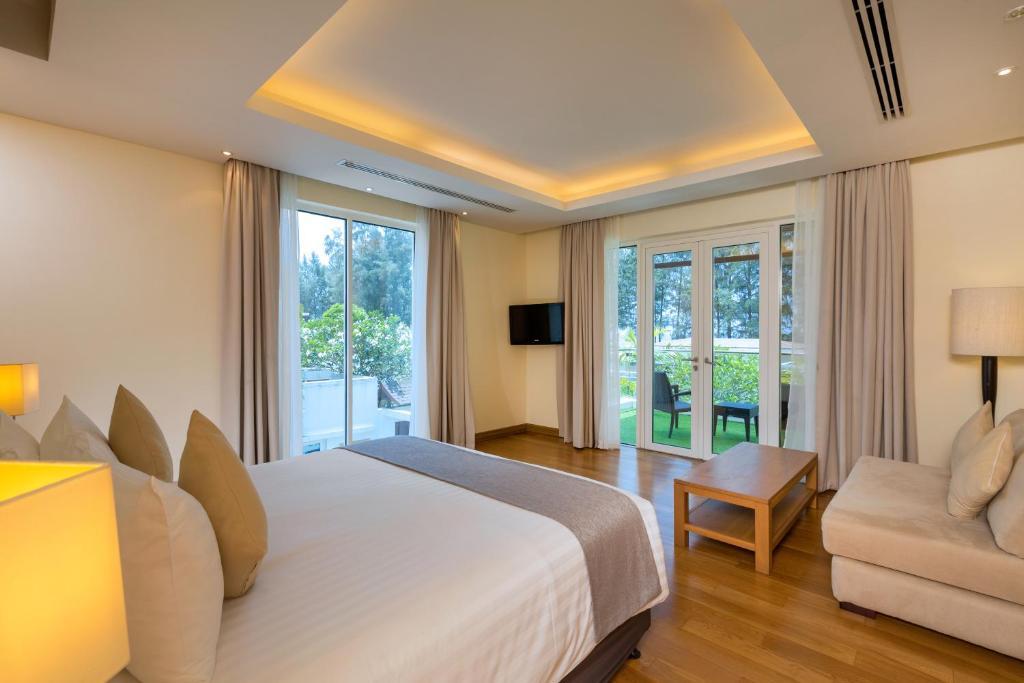 Splash Resort, Maikhao Phuket - Sha Extra