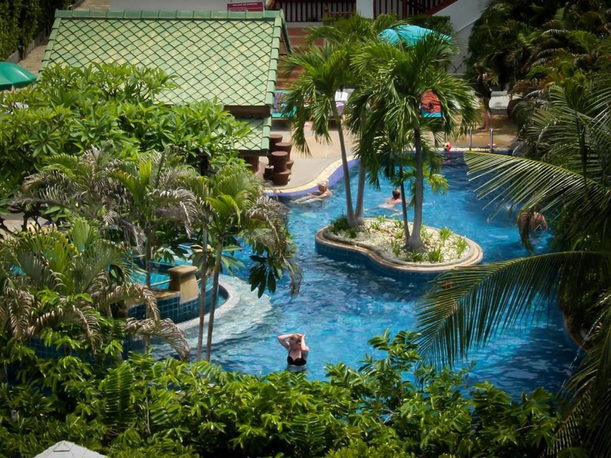 Baan Karonburi 4*