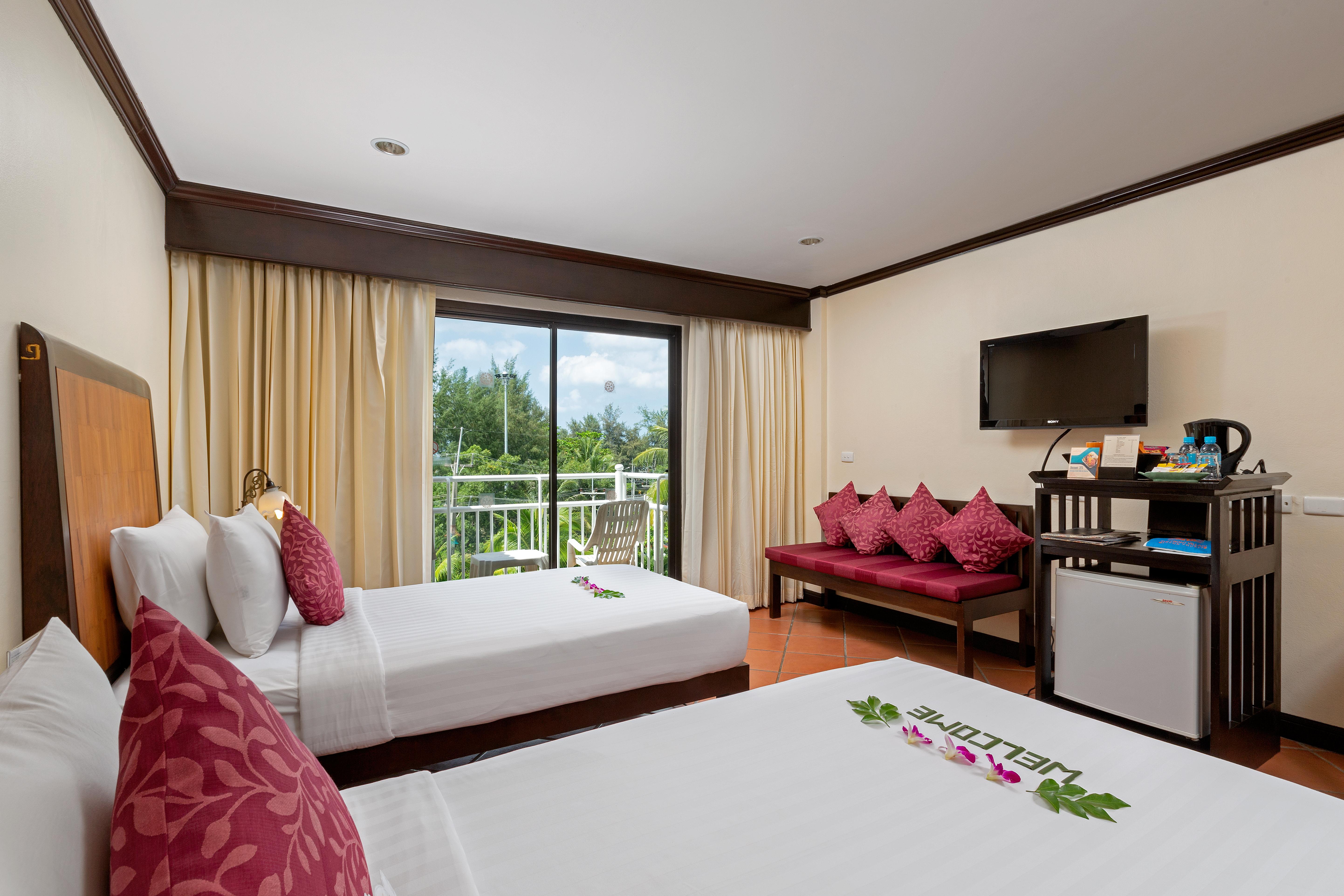 Resort The Front Village - Sha Karon