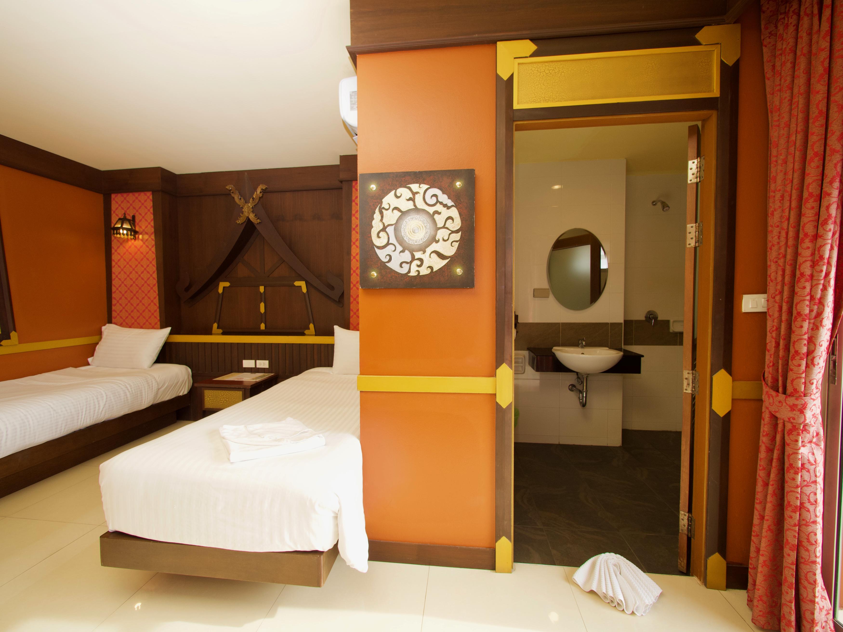 99 Hotel