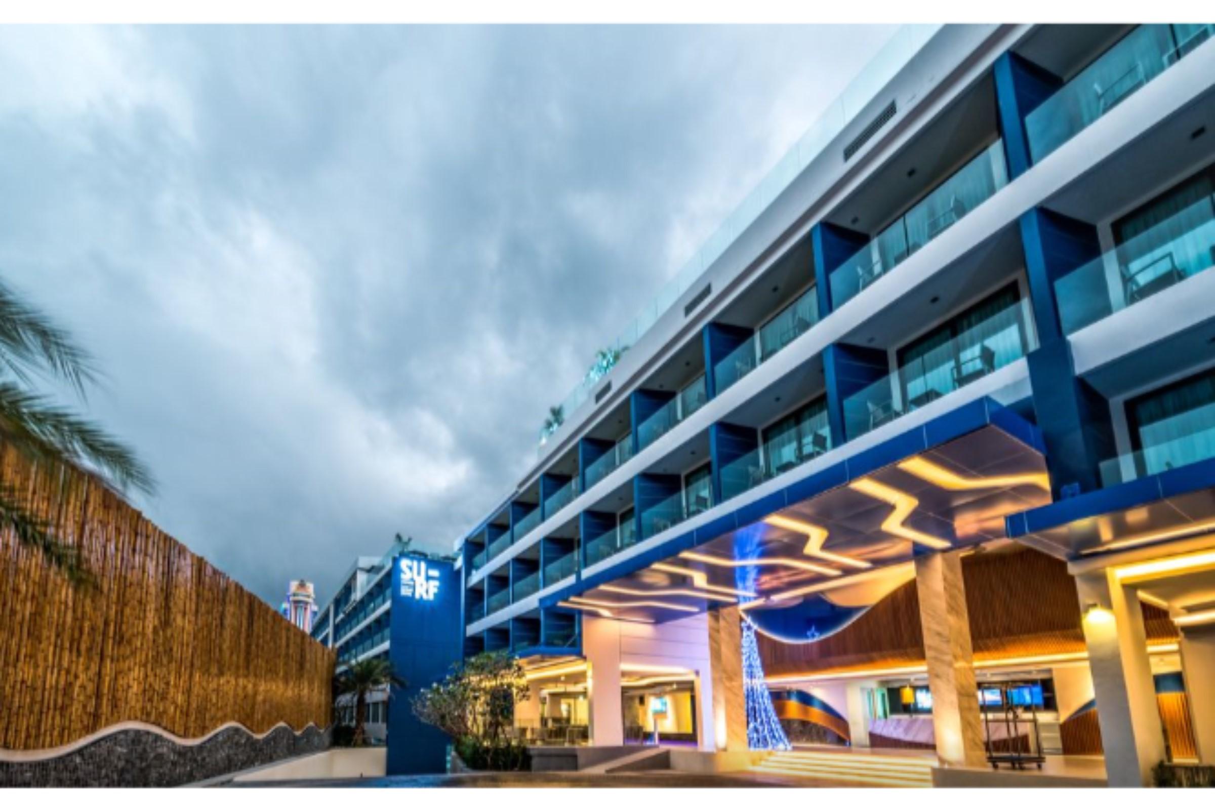 Hotel Clover Phuket - Sha 4*