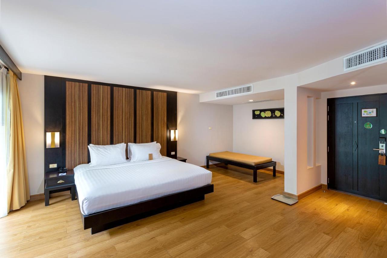 Resort Deevana &
