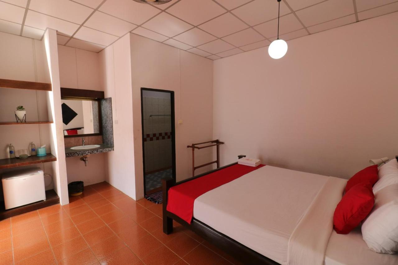 Baan Nat The Village Hotel Phuket
